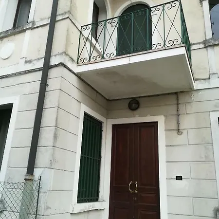 Apartamento Via Alfieri 23 Vicenza