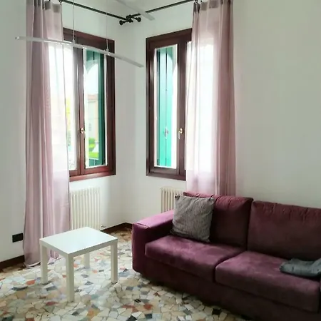 Via Alfieri 23 * Vicenza